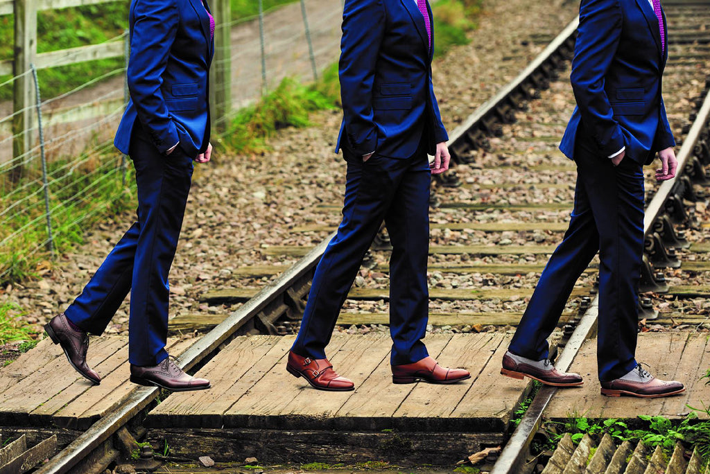 Græsse session Stor vrangforestilling Flere trin til at vælge de ideelle brudesko til mænd | Barker Shoes Europe