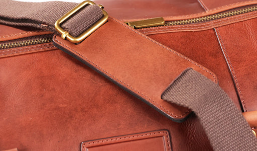Carlisle Holdall - Brown Oiled Pull-Up